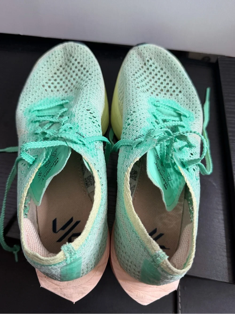 Nike Women's Seafoam Green Knit Running Sneakers